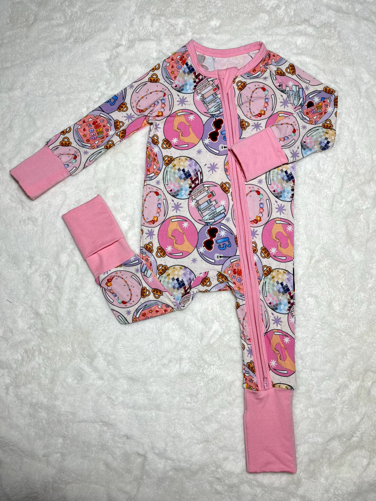 All Too Festive Zippy