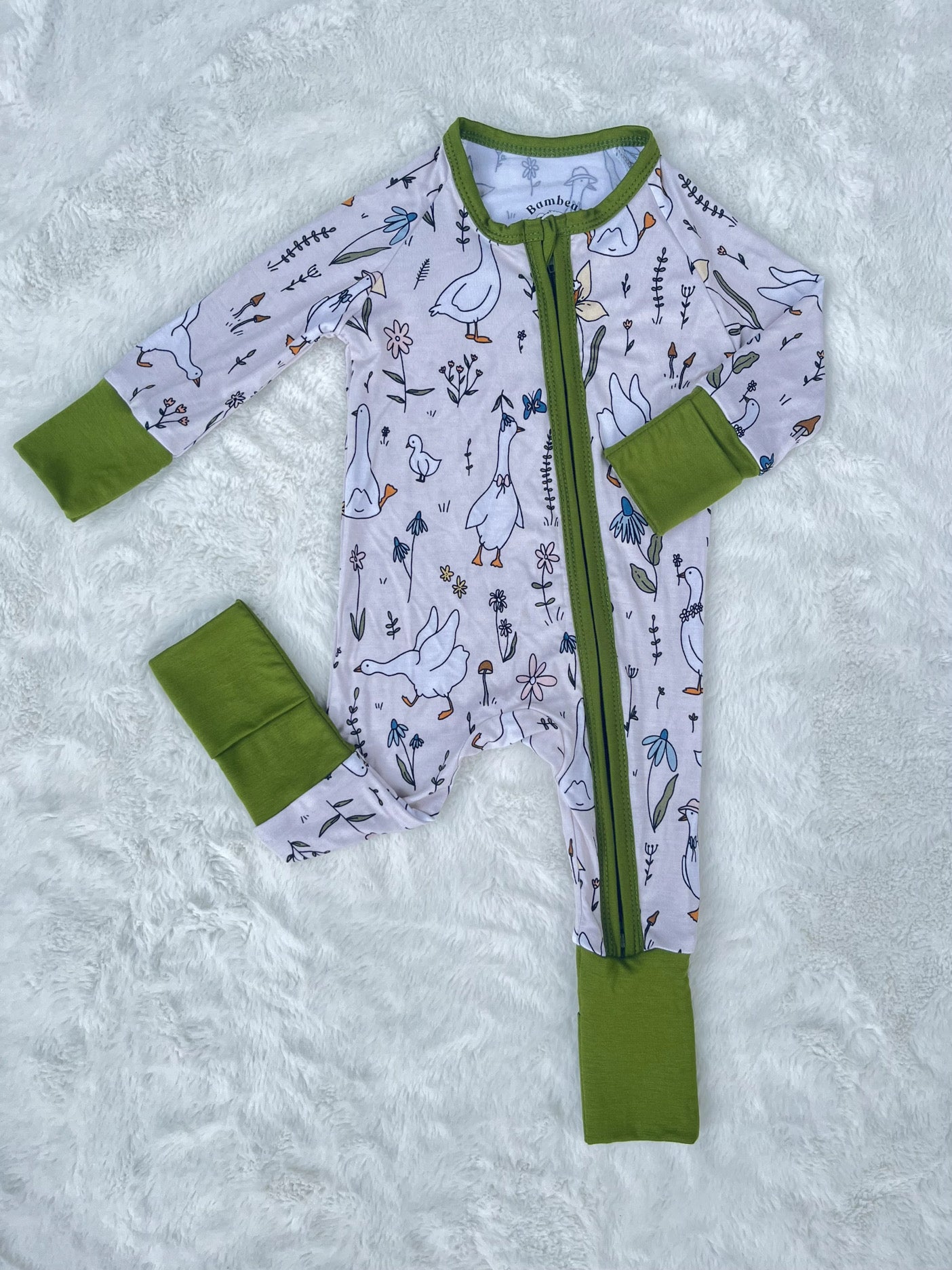 Goosey Garland Zippy